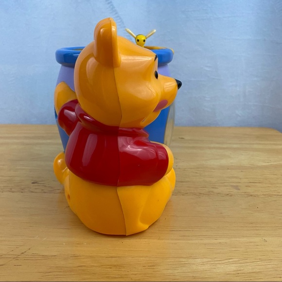 Vintage Disney Winnie The Pooh Honey Pot Clock - Picture 4 of 7
